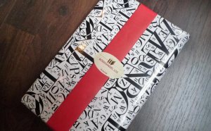 Image: Gift-Wrapped Book