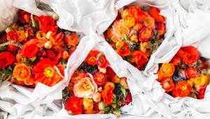 Image: Orange Wedding Bouquets