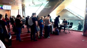 Queuing for Scott Lynch Signing, Worldcon